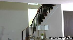 아시아 청년녀 재스민 그레이와 큰 가슴 MILF가 의붓가족 쓰리섬