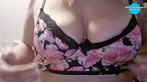 milf stripping down outdoors