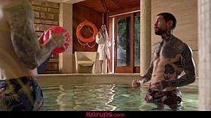 Bujna Slayden Skaya globoko pizdana