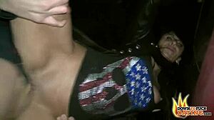 Lady Paris’in dar amcığı halka açık yerde sertçe dövülüyor!