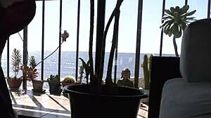 Geil stemor stønner høyt mens stesønn hamrer hennes fitte hardt!