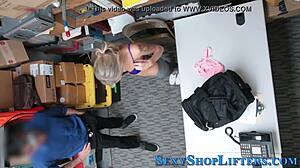 blonde amateur gets caught in high definition reality with petite cumshot 😍