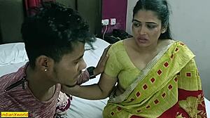 Tukang Servis TV Ngewe Bhabhi Desi Seksi di Kamarnya