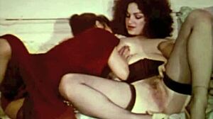 hey, wanna see vintage lesbians get wild?