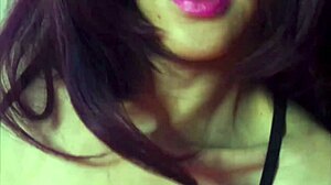 أنت تشاهدني أتحدث مع عشيقي مباشرة، زوجي؟