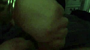 Secret handjob from that bbw babe 😍