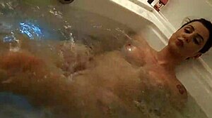 Pernocas Creampied in Bathtub