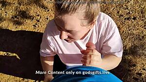 Sloppy deepthroat ends with cum in mouth in public park