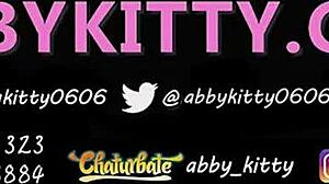 เฮ้ย abby คุณบดอาหารในรองเท้าส้นสูงและทำมันเลอะด้วยน้ำเงี่ยนยังไง?