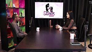 Safada gives an exciting blowjob, leaving him aroused with Delicia and Alice Vasconcelos