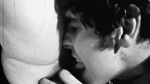 为什么潜入黑暗灯笼娱乐：我们后妈的罪恶来自我的秘密生活