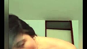 Hermosa colombiana on webcam!