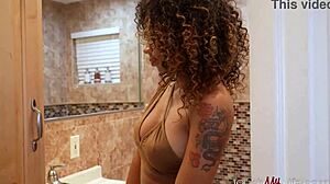 Hey, Skyla Sun benden daha sert sikilebilir mi? TouchMyWife gerçek bir adam istiyor!