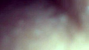 Элла не может сдержаться от жесткого анала