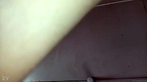 Esposa caliente reaches intense orgasm