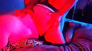 Pillow Play Part 2: Playing with Gorgeous BBW Woman, Kissing and Fucking with Toys