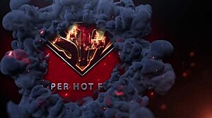 니나 리베라, 섹시한 순례자 코스프레로 젖은 보지 놀리기?