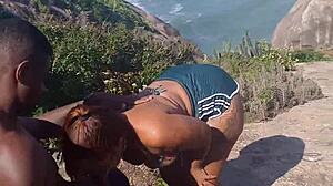 seks na plaži z veliko orgijo