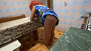 The Penis Enters The Anal Close-Up When The Stepmom Herself Substitutes Her Ass