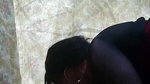 레이디 앨리스, 큰 딜도로 지배하고 딥스로트, 글래머러스 페티시 란제리, 팬티호스, 하이힐 세션