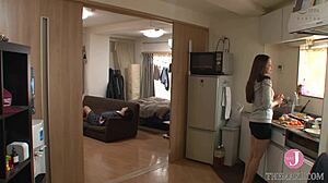 Vay be, eski sevgilim Ayaka Tomoda Tokyo'dan döndü, sıcak oral günleri için! 😍