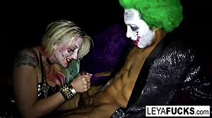 cos play harley quinn gets fucked by the joker 😈