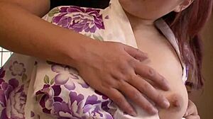 Japanese beauty Reika enjoys wild creampie at onsen