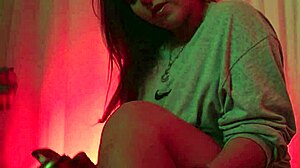 red lights highlight sexy colombian teen's amateur blowjob action!