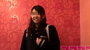 プチ援カラオケ: Sneaky Voyeur Captures Teen Changing Underwear in Secret Footage