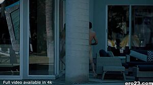 Уф, Ема Старлето скача на кура на Тайлър Никсън толкова диво... мамка му!