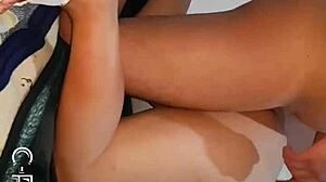 El outfit tentador de mi secretaria despierta deseo salvaje