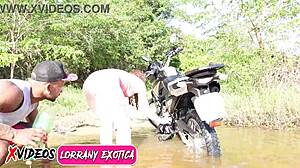 i accepted stranger help to wash my moto paid with pussy and ass now ass burning full on red - marcio baiano official