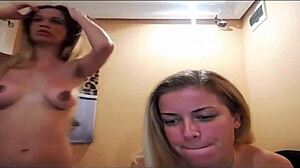 Angelayouth, an Irish European, streams live outdoors in high definition on webcam