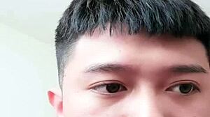 Northeast Guy Streams Live with Boyfriend Tonight