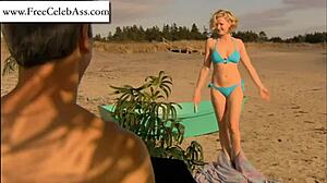 Gretchen Mol καίει στο μπικίνι από Memory Keeper