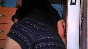 The Good Venezuelan Neighbor Helps Out in the Neighborhood