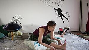 Урок 330 - Присоединяйся к моему фан-клубу за эксклюзивным ню-йога контентом