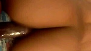 Icey Candi twerks on dick