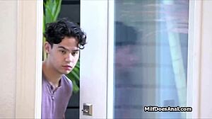 Milf Götünü Yalatmanın Ödülü Göğüs Arası Sikiş... Oops