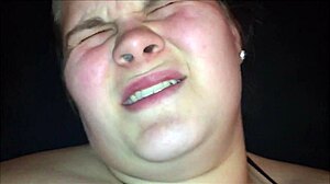 Gadis blonde 18+ jerit semasa BBC hancurkan pepek ketatnya!