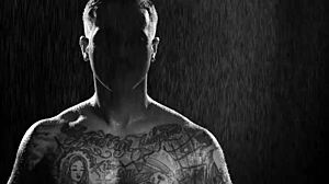 用你狂野的触碰先让我高潮