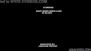 عمل كوكولد أسود مجنون مع ماري رايدر KS017