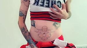 damn, watchin’ this hot tranny rubbin’ her clitty gets me goin’!