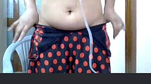 Pretty Shanaya gets wet on webcam