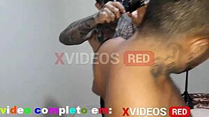 Mulher Maloqueira First-Time Cock Massage Video
