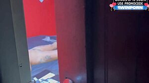 ว้าว! แม่เลี้ยง กินยาคุมรึเปล่า? Latina ร้อนแรงแตกในมุมมอง POV