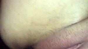 Does this white girl squirt when fucked by Double00?