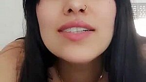 ลาตินาร้อนวิดีโอคอลเพื่อนบ้านแล้วจบด้วยการรูดตัวเองสุดป่า 😜