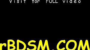 Cewek cantik alami permainan anal dan vagina dengan mainan elektrik