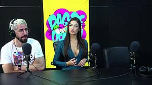 oh, novinha let didi grab her boobs so naughty and wild